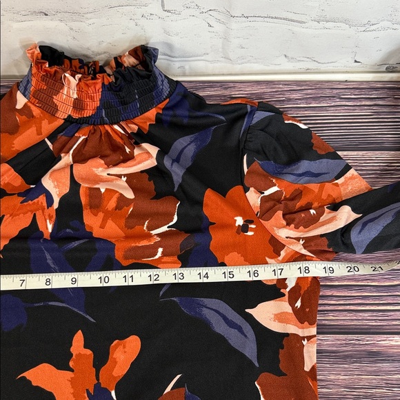 Jules & Leopold Black and Orange Floral Ruffle Neck and Cuffs Blouse Top - Picture 6 of 8